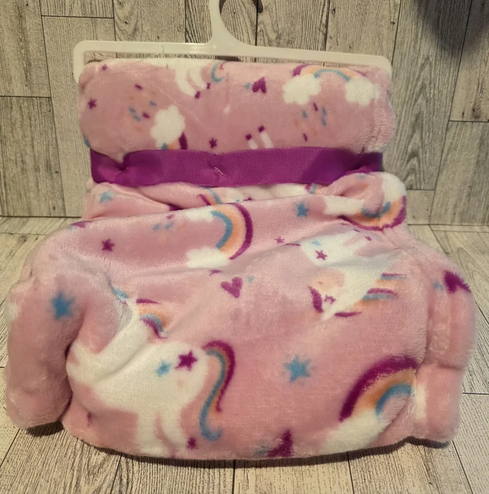 Pink Unicorn Fleece Blanket - Picture 2 of 2